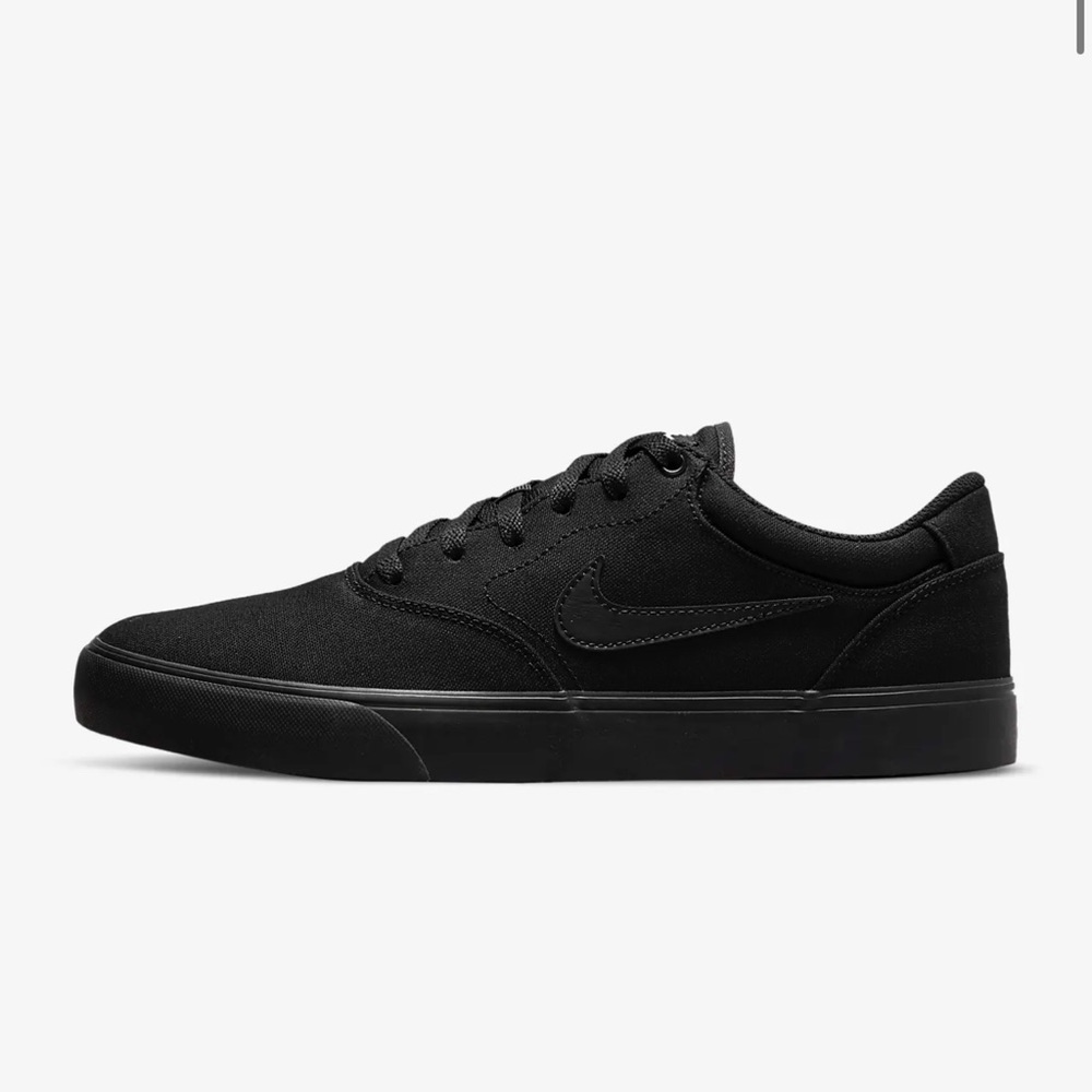 Men’s Nike low tops
